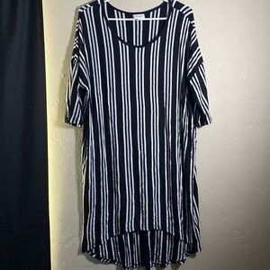 High/low Black, Grey, White striped tunic